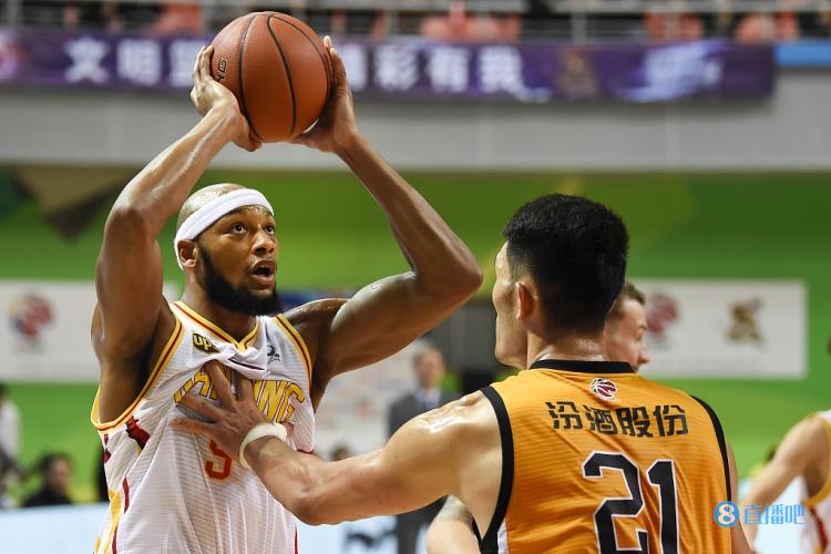 img, 随后对着佩 img, 随后对着佩